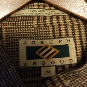 Beautiful Joseph Abboud 100% cotton collarless shi